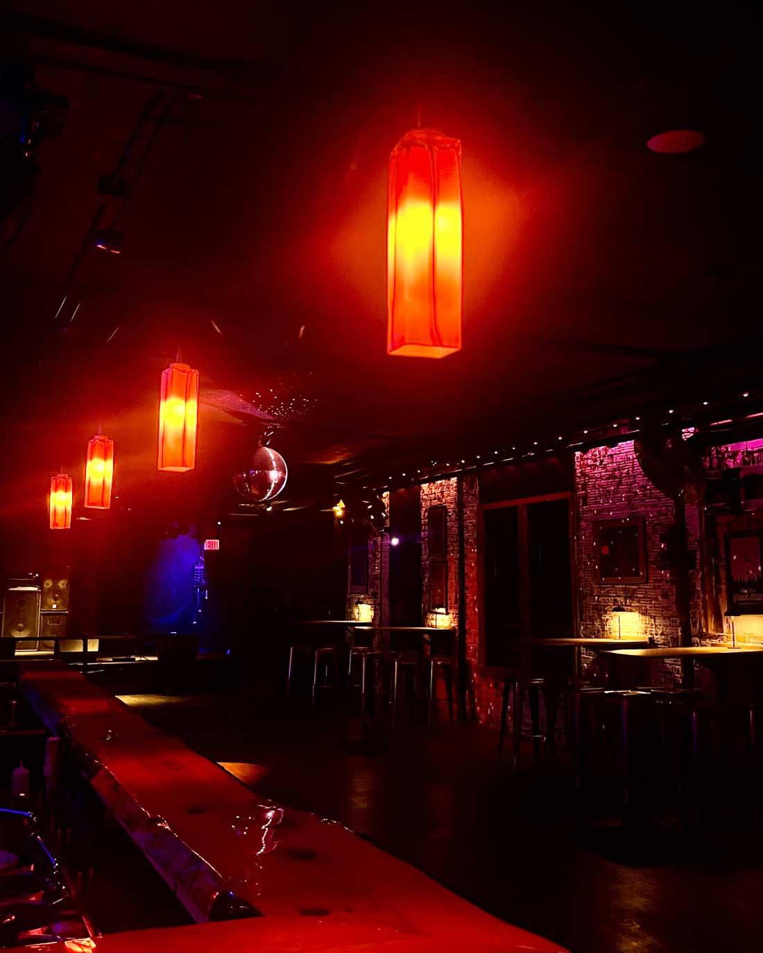 bar